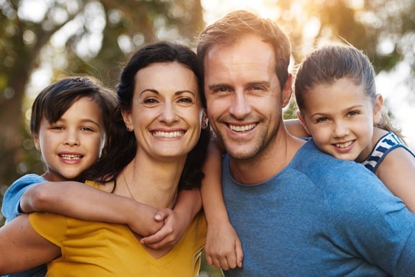 So sánh BHSK Liberty FamilyCare và MediCare